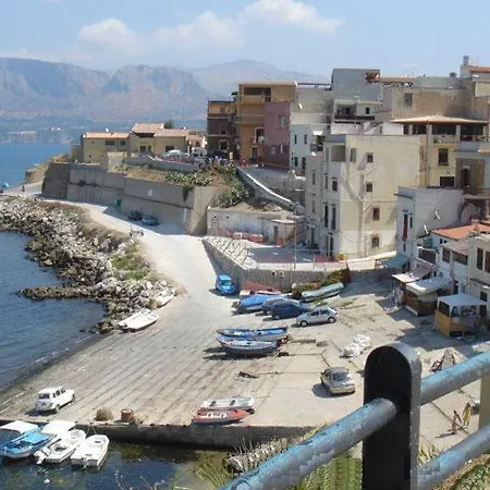 Holiday home Namali Just 100 Meters From The Sea !!!